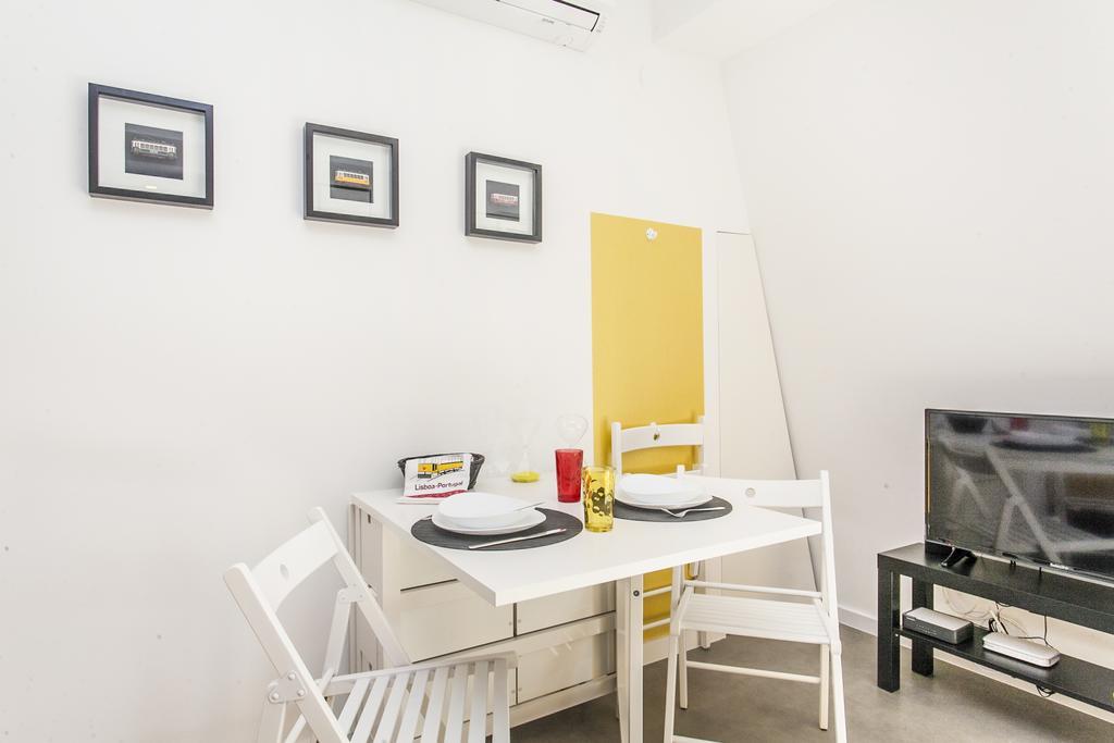 The Love Tram Apartment Lisbon Exterior photo